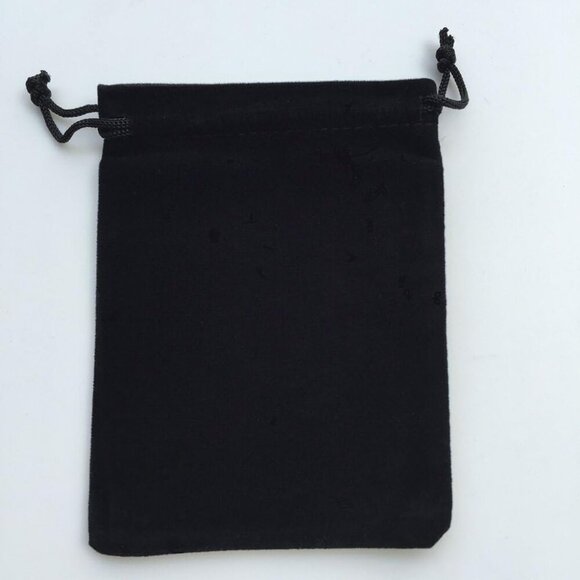 Set of 3 Pairs Tiny CZ Labret and Cartilage Piercing Studs in Surgical Steel, 2m - Picture 5 of 5